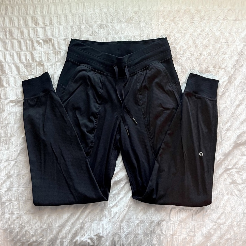 lululemon dance studio joggers
